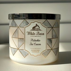 Pistachio and Cream Scented Candle By White Barn
